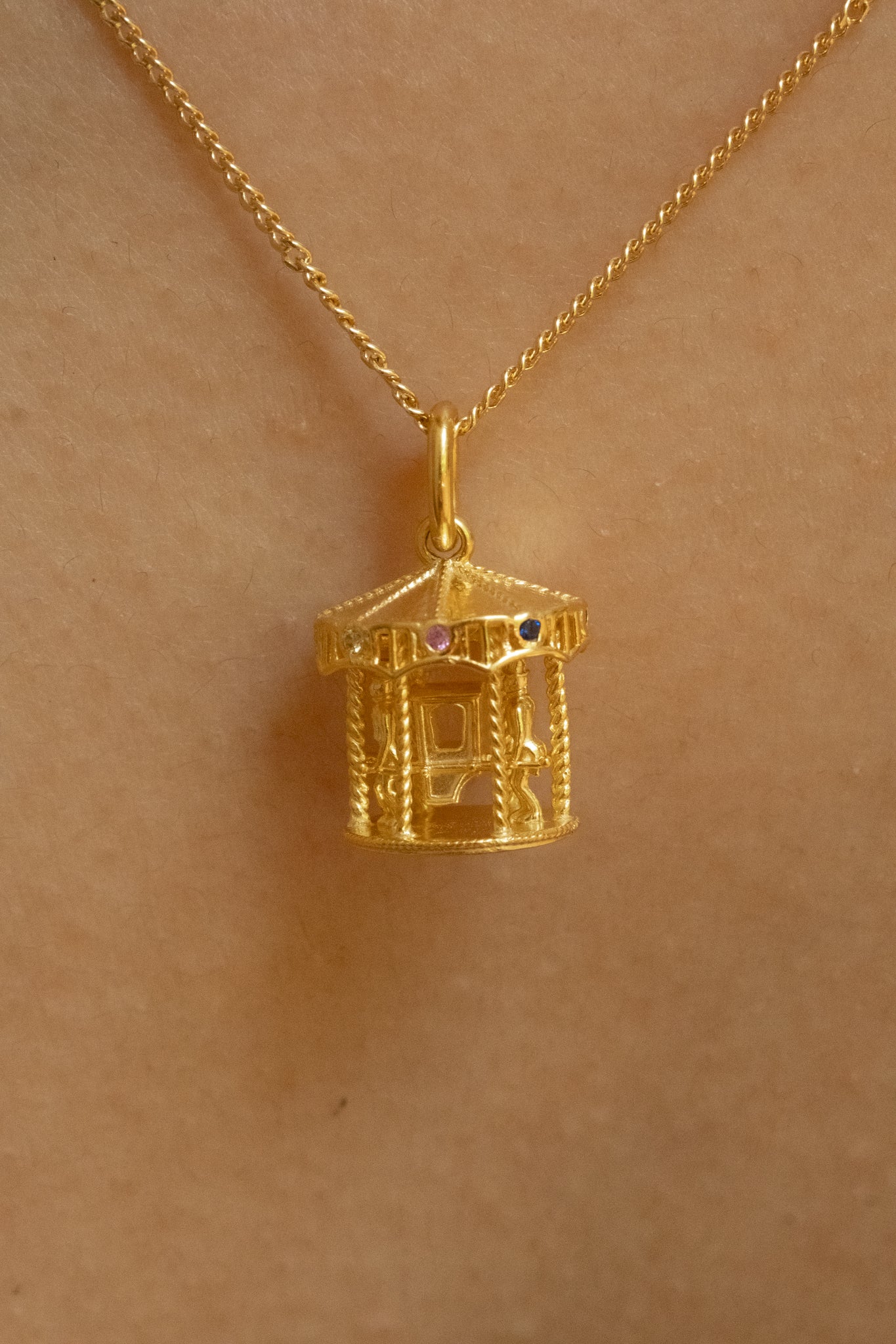 Merry Go Round Pendant Necklace - Image 3