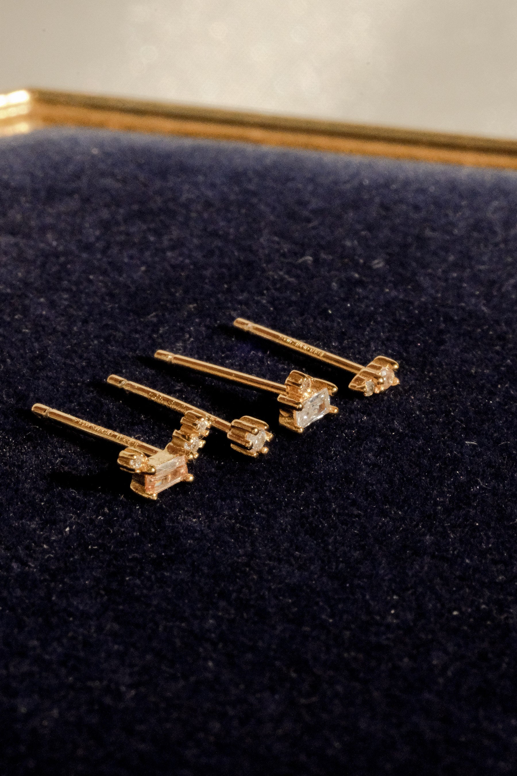 Gatsby Topaz Crystal Earrings Set - Image 8