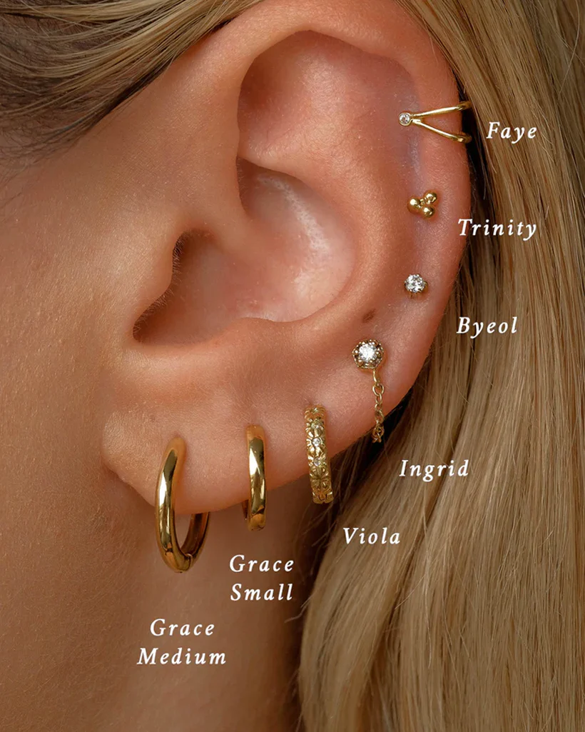 Grace Small Solid Gold Hoops - Image 4