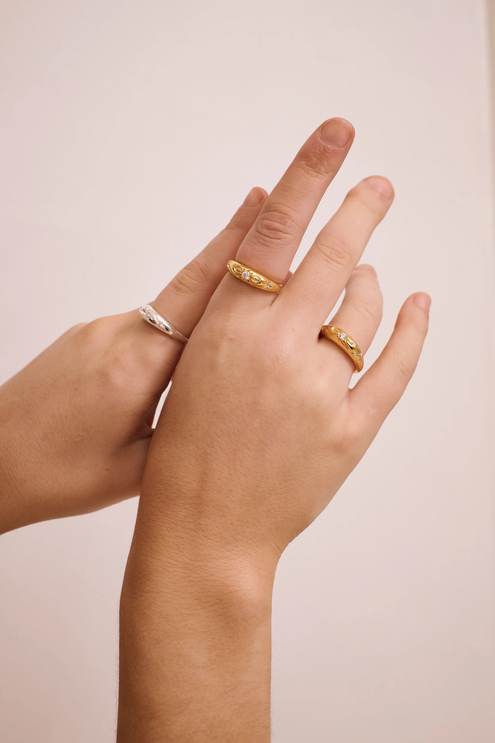 Pretty Please Bow Ring - Image 6