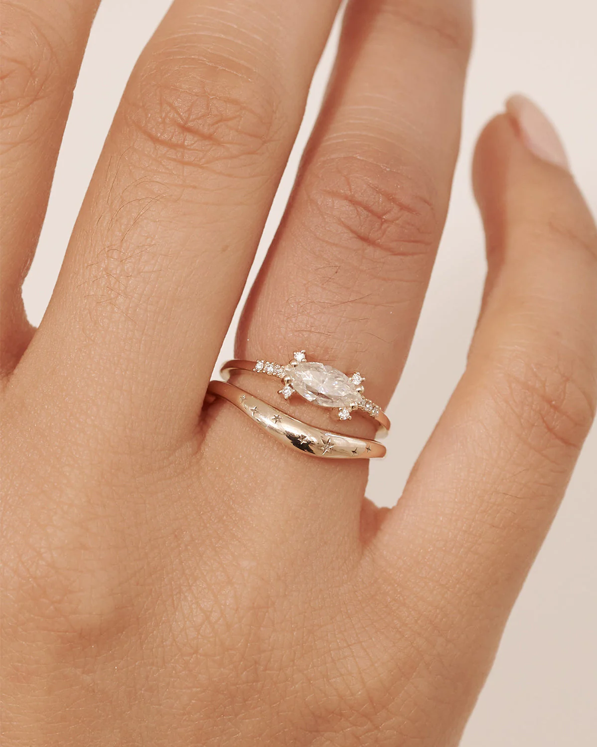 White Gold Evangeline Curved Ring - Image 4